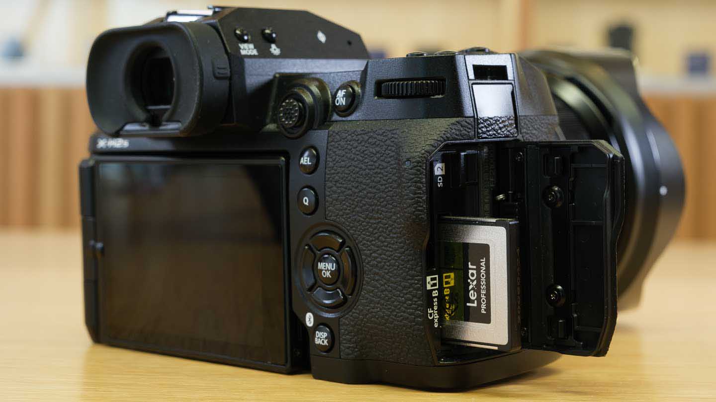 Fujifilm X-H2S review