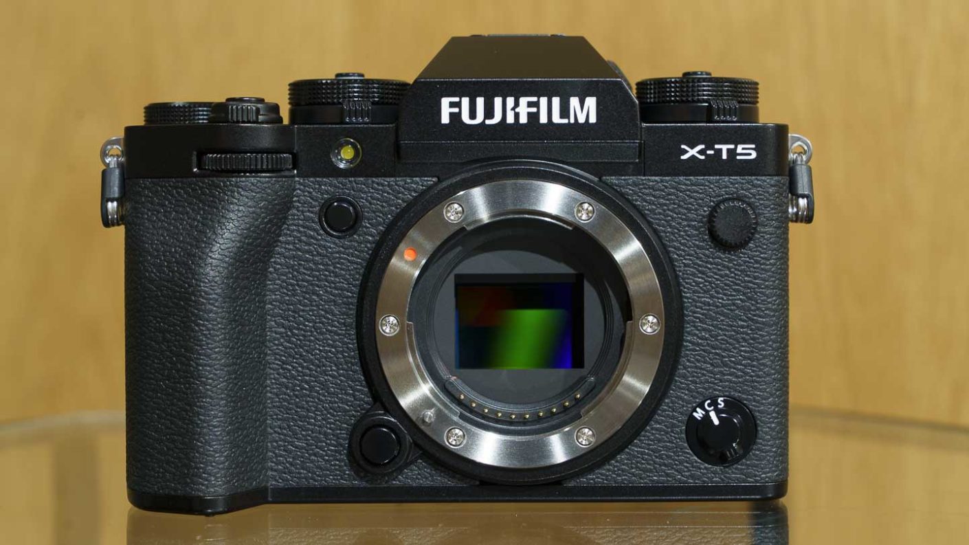 Fujifilm X-T5