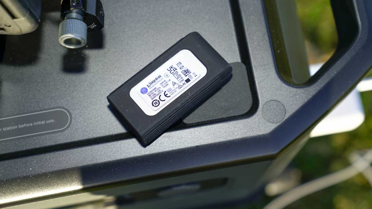 Kingston XS2000