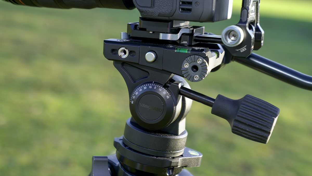 Vanguard Alta Pro 3VL 303CV 18 Tripod